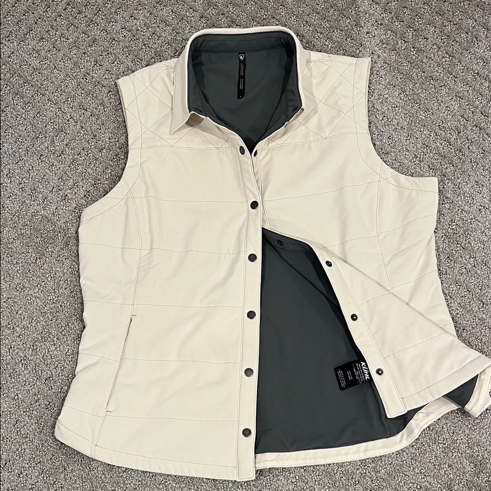 Kuhl Cream Aurora Vest